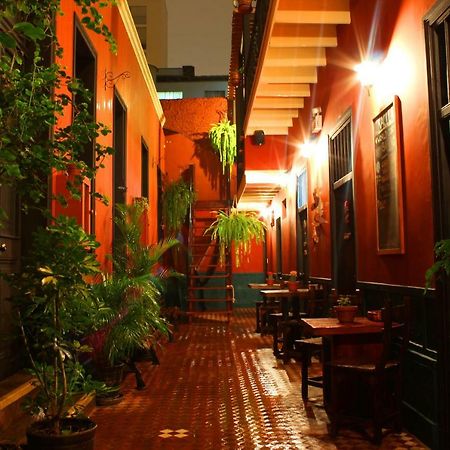 Kaclla, The Healing Dog Hostel Lima Exterior photo
