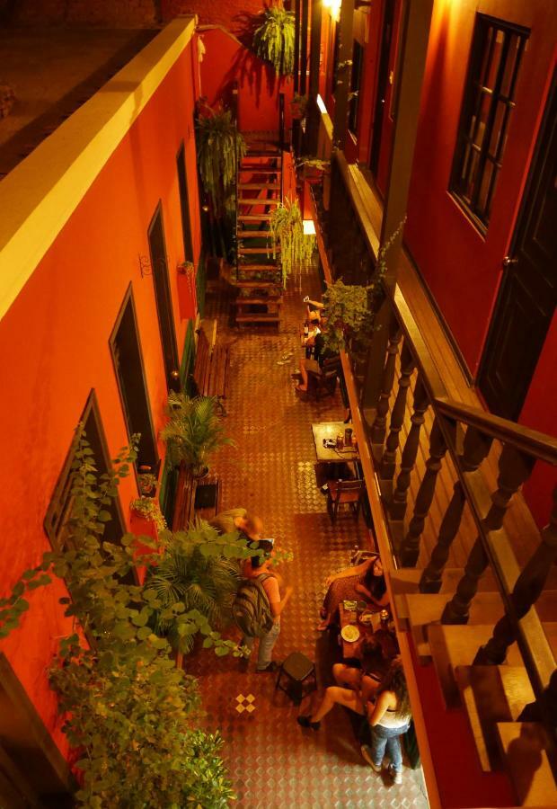 Kaclla, The Healing Dog Hostel Lima Exterior photo