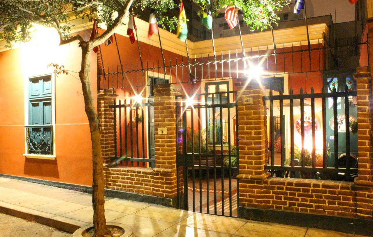 Kaclla, The Healing Dog Hostel Lima Exterior photo