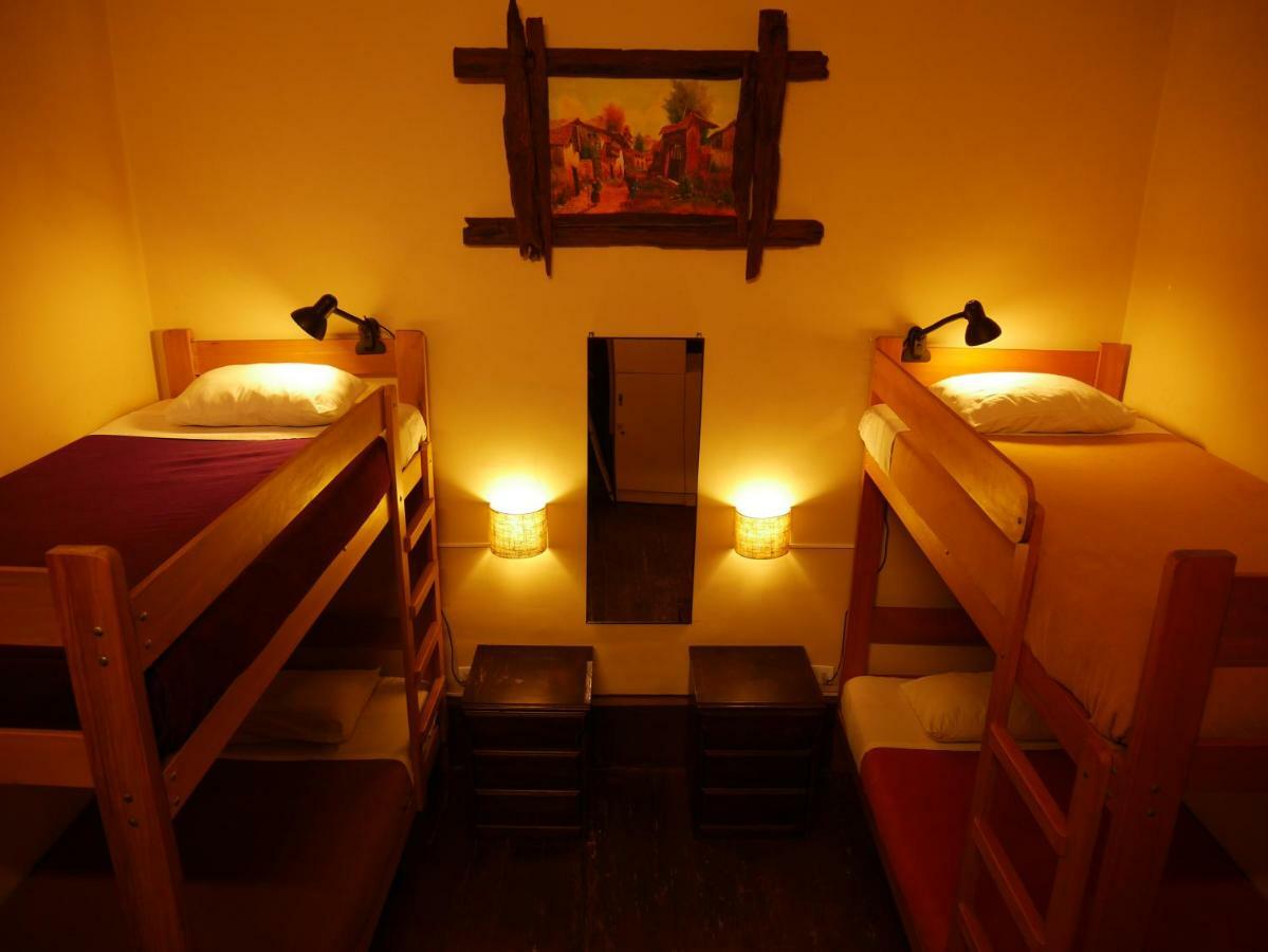 Kaclla, The Healing Dog Hostel Lima Room photo